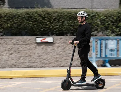 Xiaomi lanza el Electric Scooter 4 Lite 2nd Gen, la solución perfecta para moverse este verano