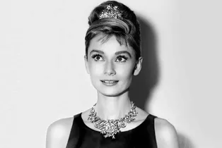 Lily Collins dará vida a Audrey Hepburn en una nueva película sobre Breakfast at Tiffany’s