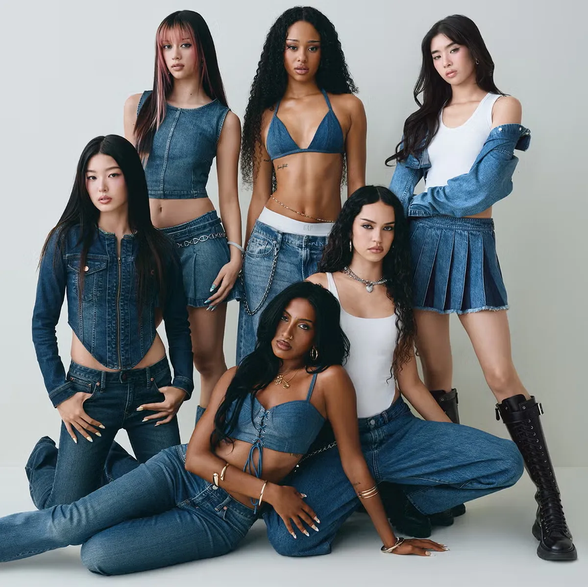 GAP lanza “Better in Denim” con KATSEYE y marca distancia de la polémica de American Eagle