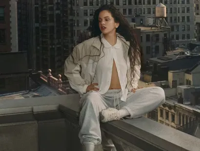 Rosalía se une a New Balance como su nueva embajadora global