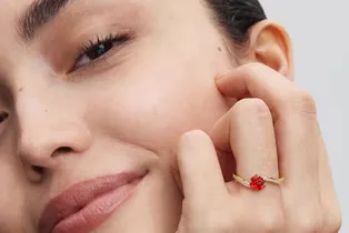 Pandora presenta sus piezas inspiradas en los personajes más queridos de Disney