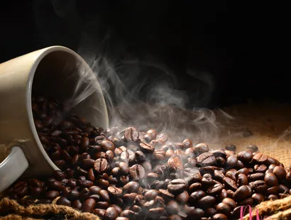 Si eres de las que empieza el día con una taza de esta deliciosa bebida, estás de suerte