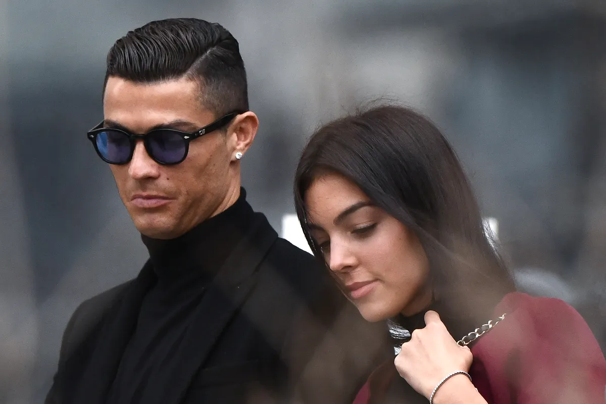 Cristiano Ronaldo y Georgina Rodríguez oficializan su matrimonio en una ceremonia íntima