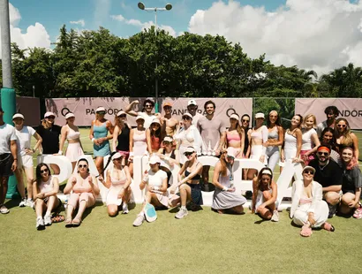 Pandora celebra la esencia del verano con una experiencia en Cancún