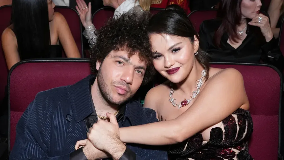 Selena Gomez y Benny Blanco anuncian el lanzamiento de su esperado álbum conjunto I Said I Love You First