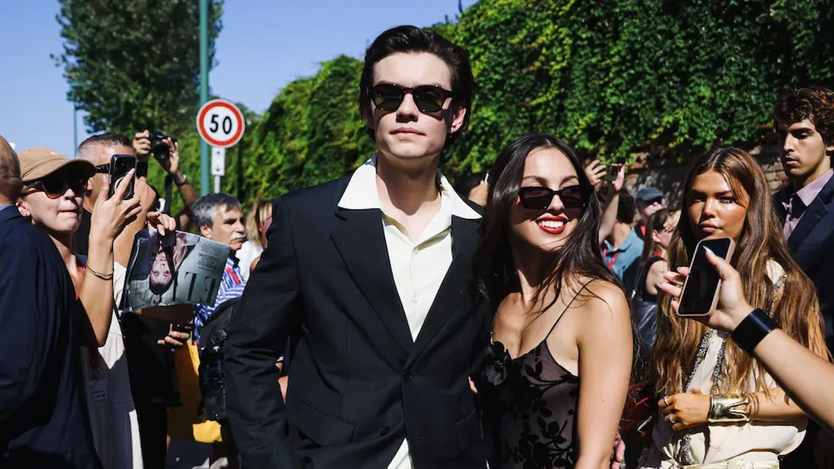 Olivia Rodrigo y Louis Partridge confirman su romance en el Festival de Venecia