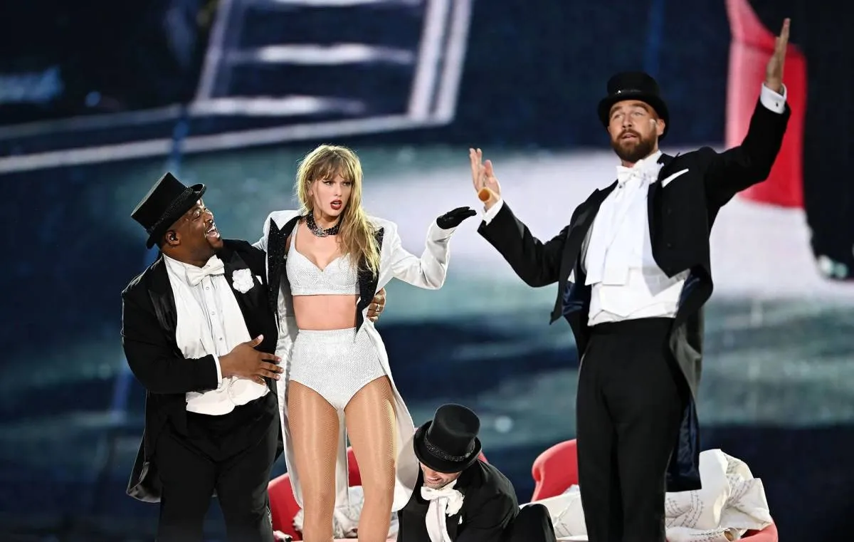 Taylor Swift y Travis Kelce derrochan amor en el THE ERAS TOUR