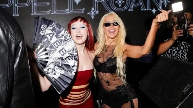 Chappell Roan y Charli XCX protagonizan una noche de música y estrellas en West Hollywood