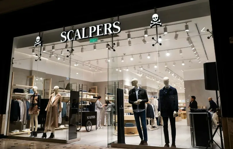 SCALPERS fortalece su presencia en Perú con tienda renovada y el debut de su línea femenina