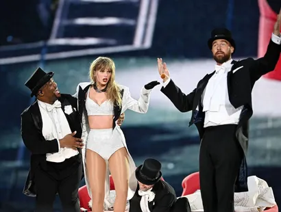 Taylor Swift y Travis Kelce derrochan amor en el THE ERAS TOUR