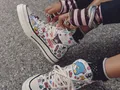 Converse y Hello Kitty se unen: la colección que mezcla nostalgia, color y streetwear en 2026