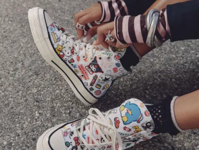 Converse y Hello Kitty se unen: la colección que mezcla nostalgia, color y streetwear en 2026