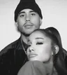 Ariana Grande confirma su relación con Ricky Álvarez tras una década