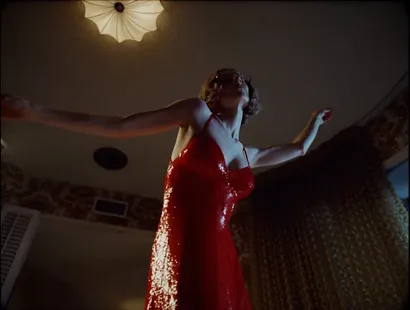 Hunter Schafer protagoniza “The Hunt”: la campaña de Gentle Monster inspirada en el cine de terror