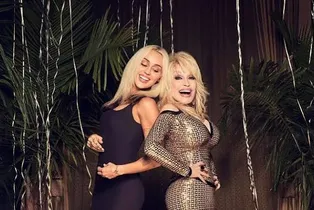 Miley Cyrus podría heredar el catálogo musical de Dolly Parton