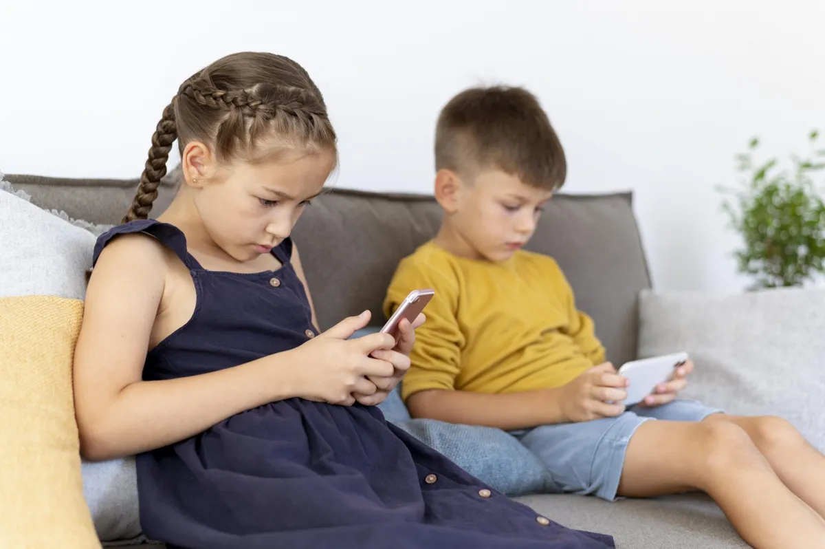 Criar en tiempos de pantallas: educar más allá del celular