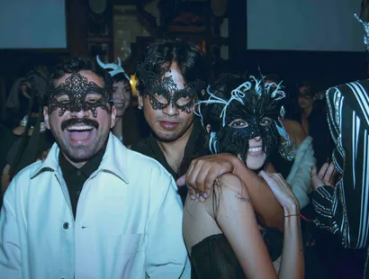 Genaro Rivas celebra su cumpleaños con una deslumbrante Masquerade Gala en el Centro de Lima