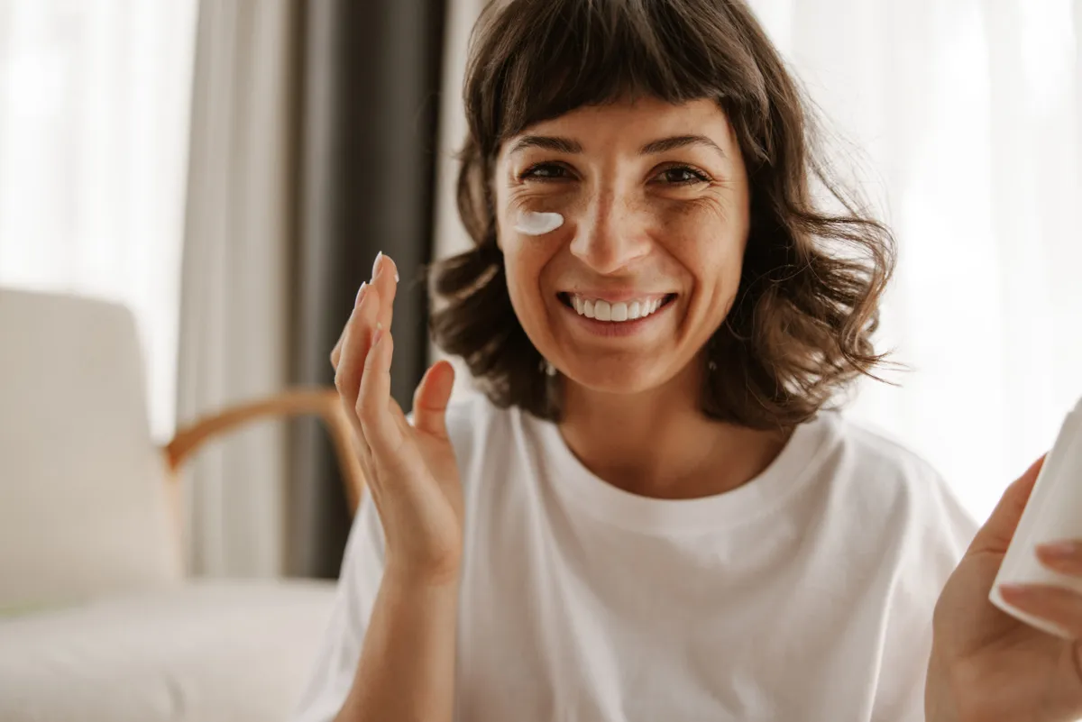 Natura Chronos Derma: Revoluciona el Cuidado facial con tecnología avanzada y fórmulas naturales