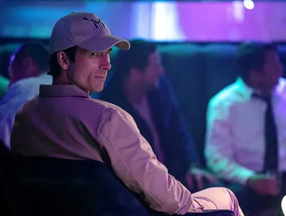 “Jugada maestra”, el thriller de Glen Powell y Margaret Qualley que ya puedes ver en streaming
