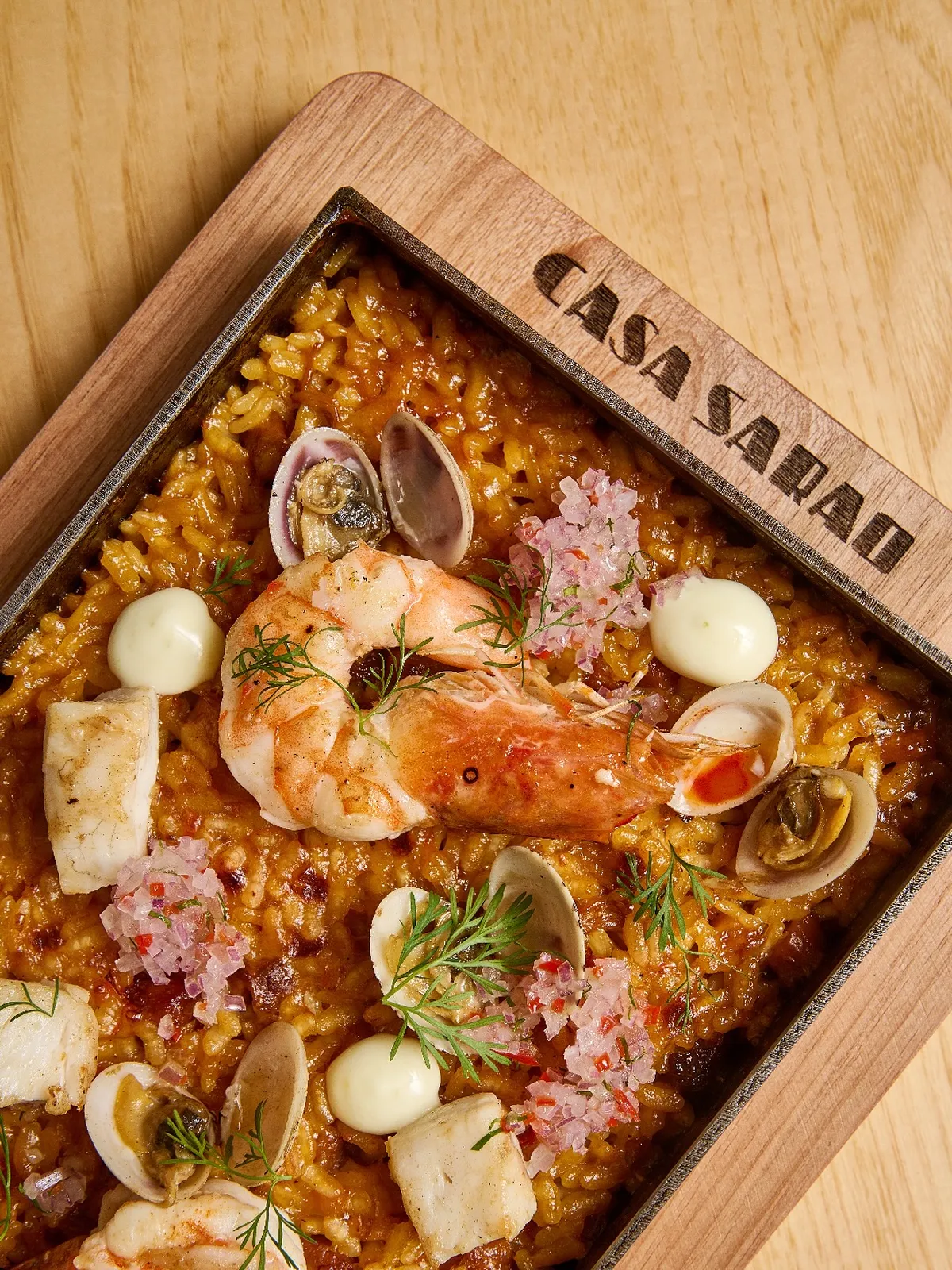 Casa Sarao: el nuevo espacio de cocina española en San Isidro