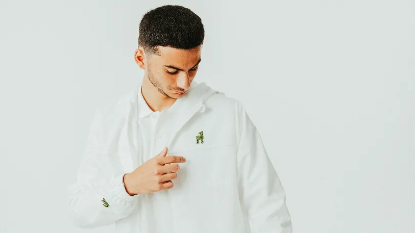 Lacoste reemplaza su emblemático cocodrilo por una cabra en homenaje a Novak Djokovic