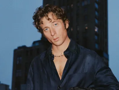 Jeremy Allen White es el nuevo rostro masculino de Louis Vuitton
