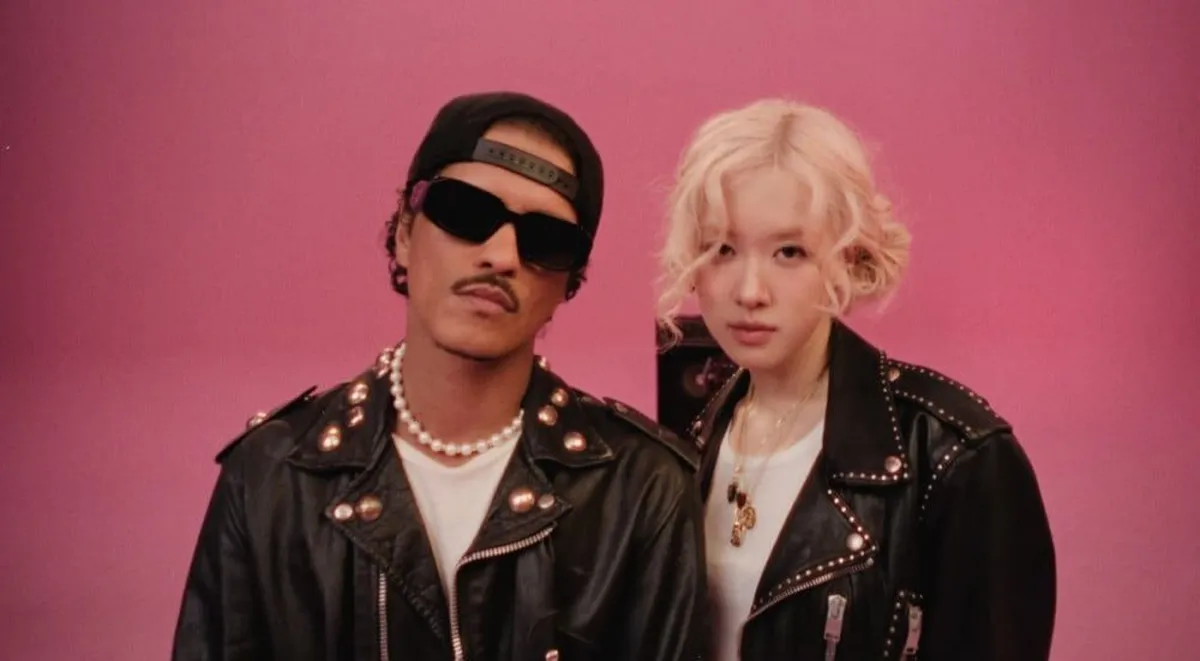 Bruno Mars y ROSÉ de BLACKPINK lanzan su colaboración en el single ‘APT’