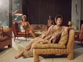 SKIMS se sumerge en el lujo salvaje de Cavalli con una nueva colección cápsula
