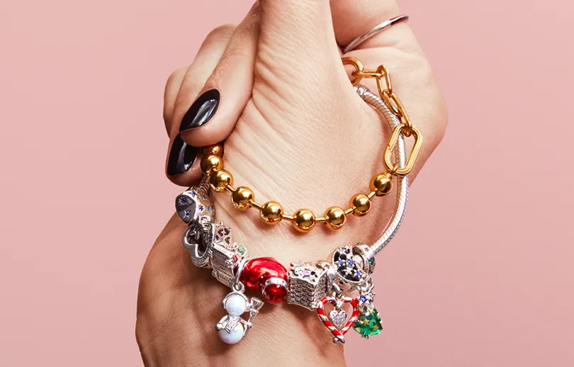PANDORA lanza “Charm Stories”, una campaña que celebra las historias detrás de cada joya