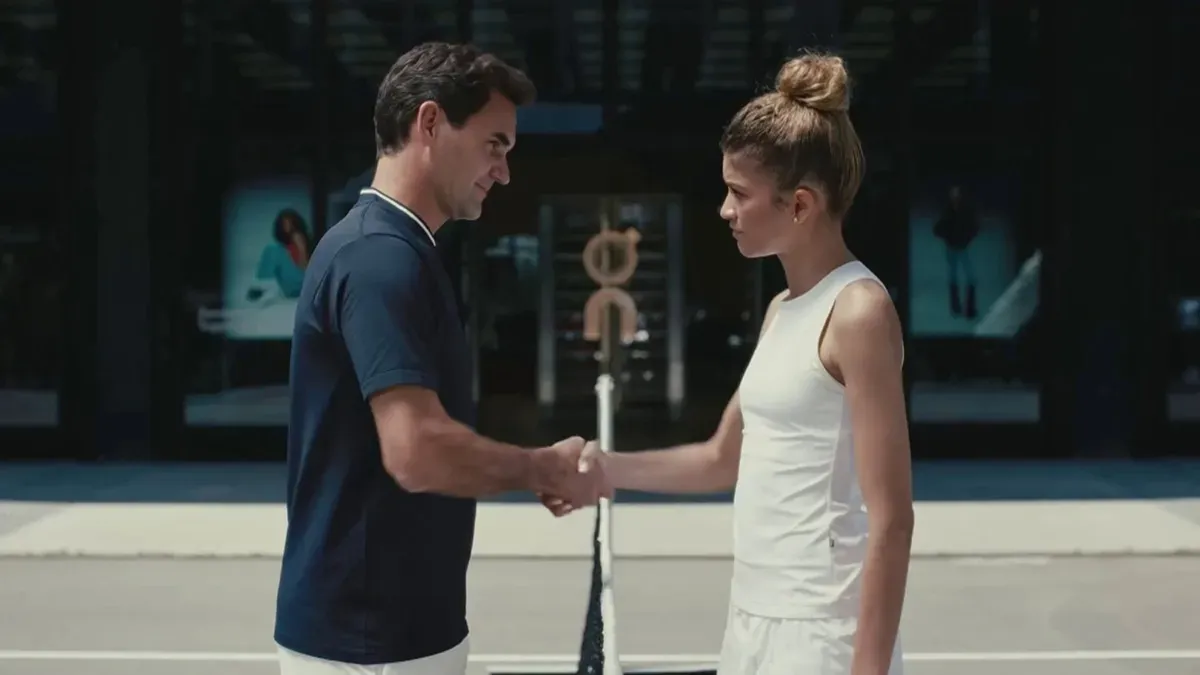 Zendaya y Roger Federer protagonizan épico partido de tenis en la más reciente campaña de On