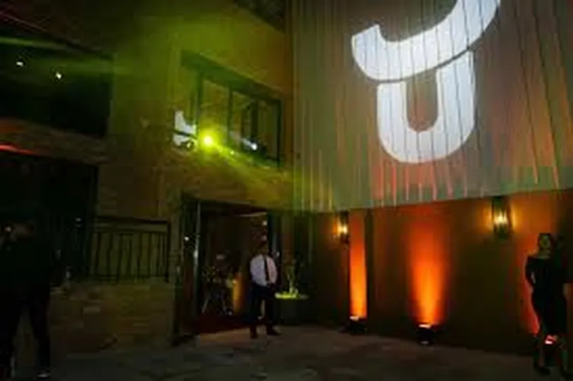 La Cuadra de Salvador inaugura su quinto local con moderno rooftop en La Molina