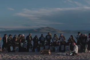 “Uyariy”: el nuevo documental de Javier Corcuera llega a los cines entre aplausos y denuncias de censura