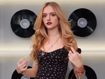 Lucía Casani lanza “Para mí”, su primer single tras Operación Triunfo 2025