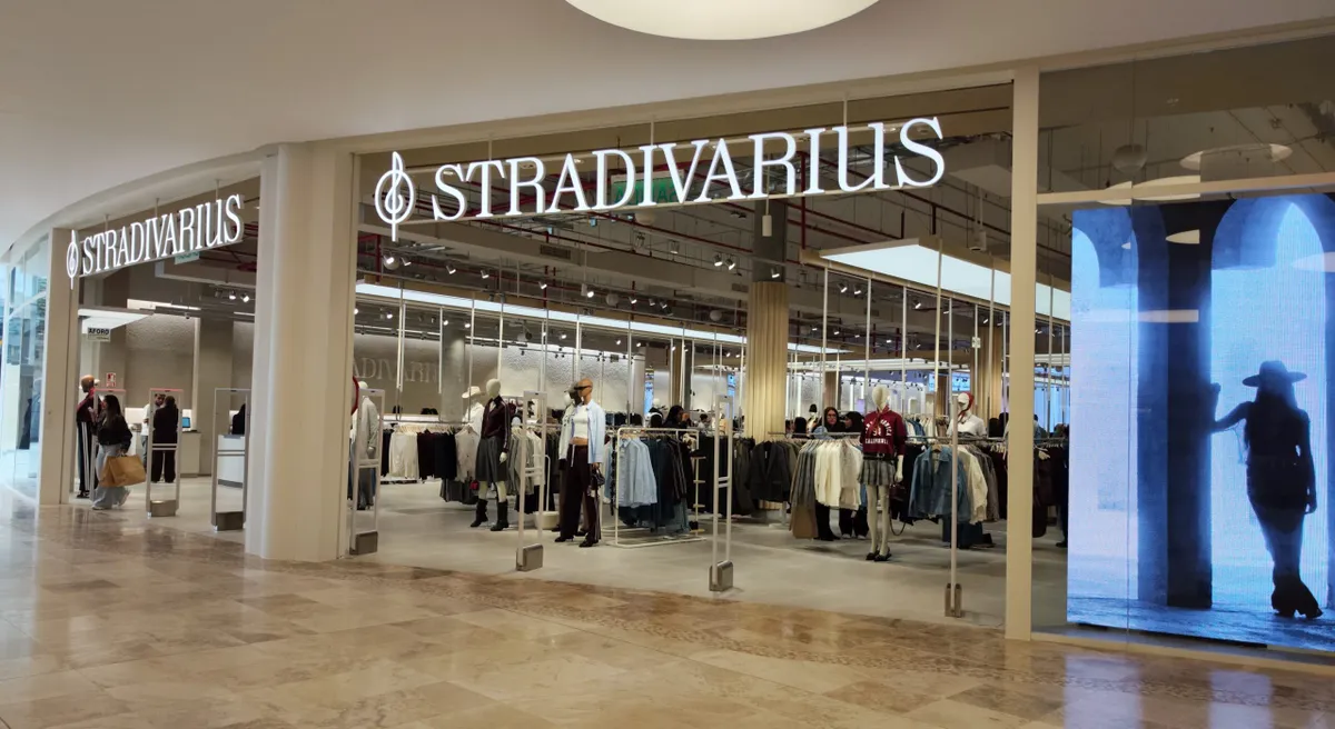 Stradivarius abre su primera tienda en Jockey Plaza