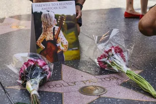 Muere Dolly Parton a los 80 años tras una breve batalla contra el cáncer