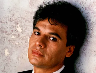 Netflix estrena documental sobre Juan Gabriel y revela los capítulos más duros de su vida