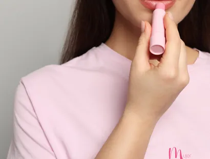 Tendencias en labiales: Colores y texturas que están marcando la pauta este invierno.