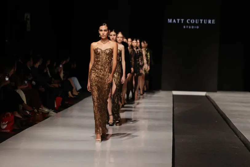 “París la Nuit”: Matt Couture presenta un oda a la vida nocturna con su colección Otoño-Invierno 2025