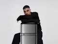 Carolina Herrera presenta 212 VIP BLACK ELIXIR: el nuevo perfume intenso y seductor