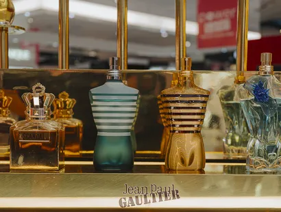 Jean Paul Gaultier lanza su primer espacio exclusivo de fragancias en Perú